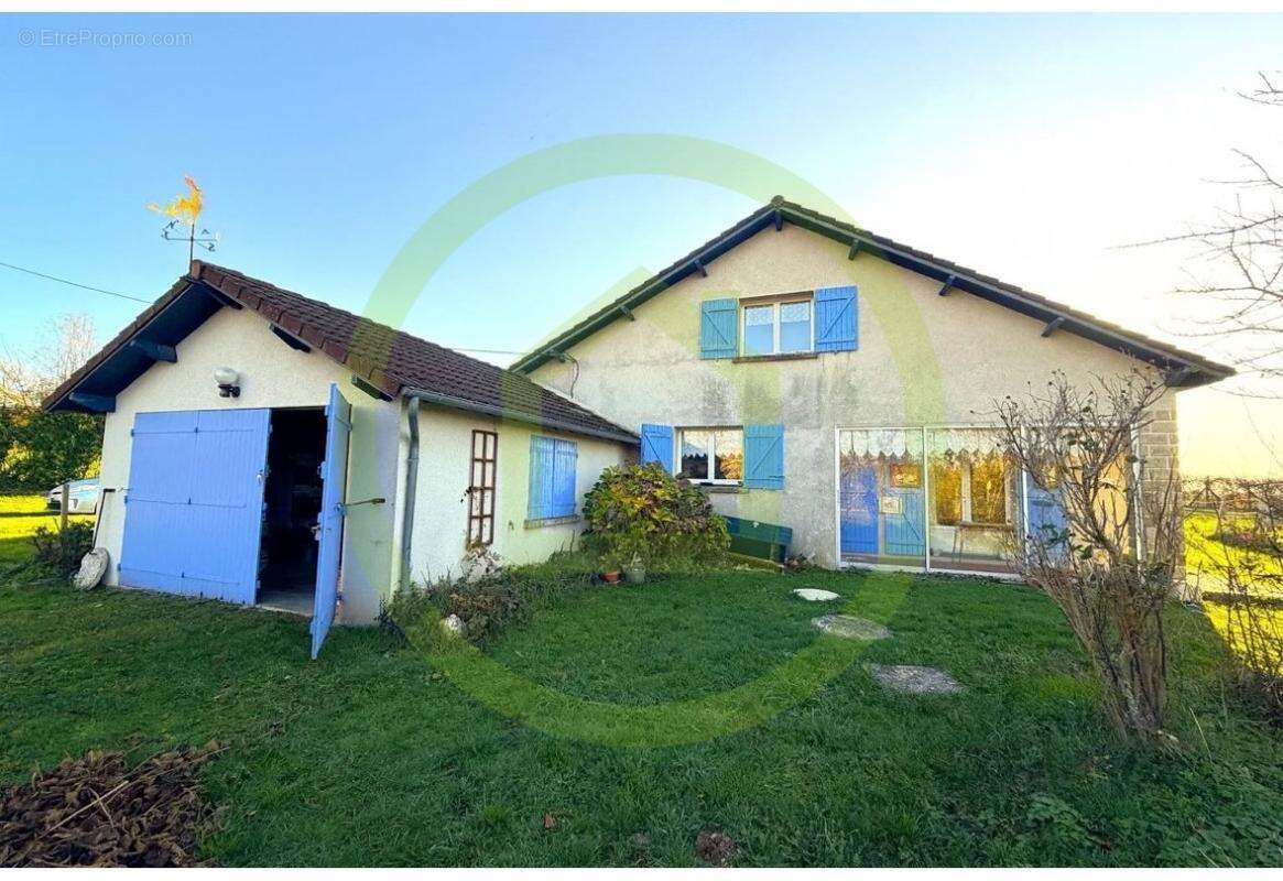 Maison 111 m² à Pionnat  - photo 2