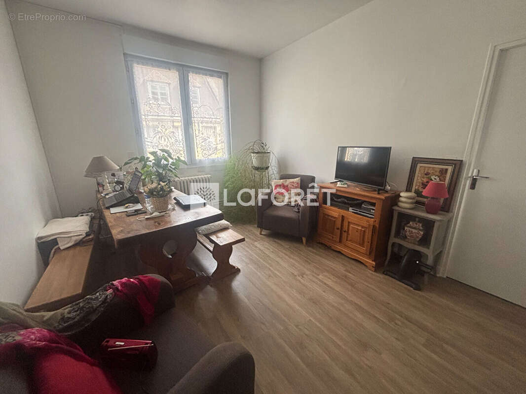 Appartement à FALAISE