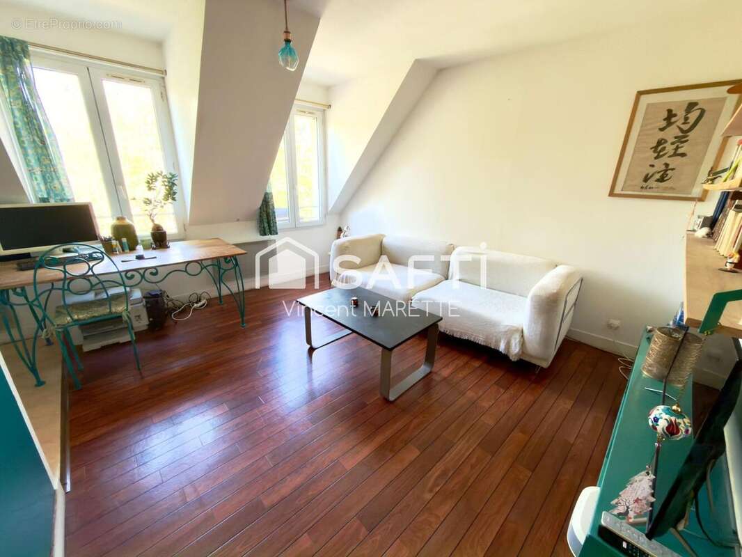 Photo 2 - Appartement à LAMORLAYE
