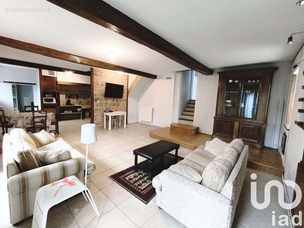 Photo 3 - Maison à CHATENAY-SUR-SEINE