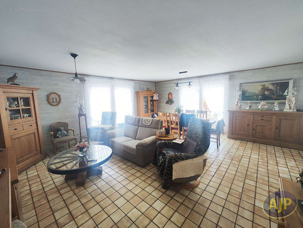 Maison à L&#039;AIGUILLON-SUR-MER