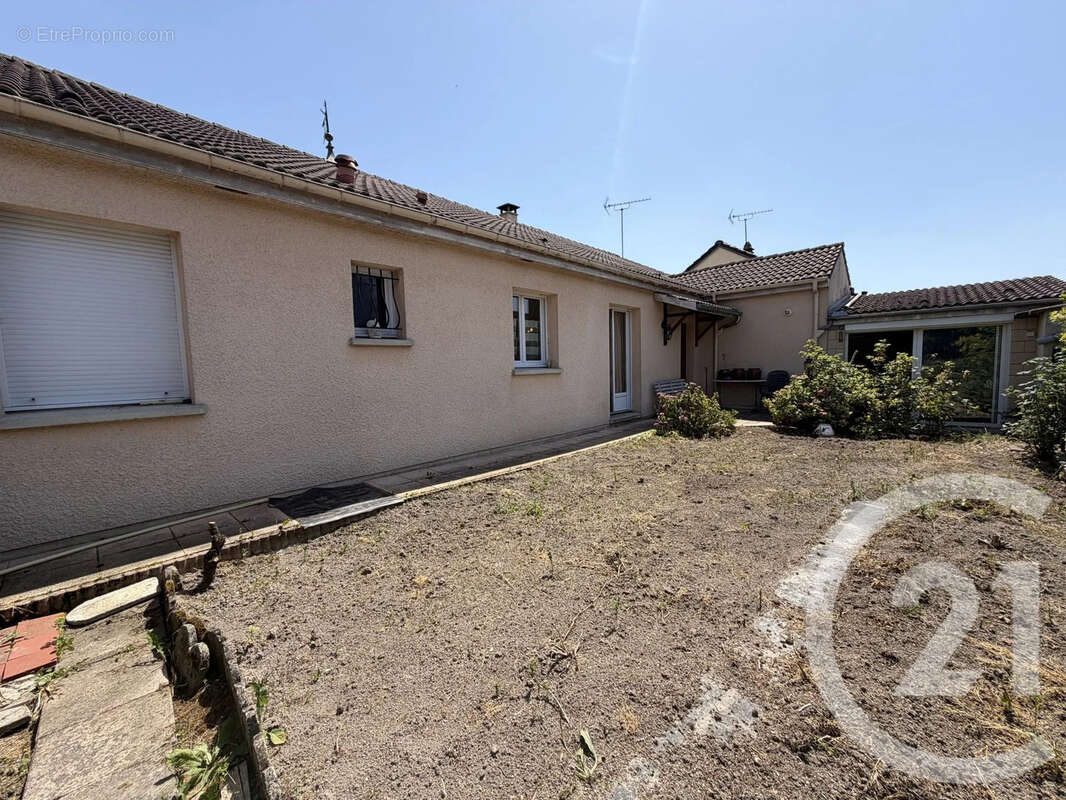 Maison 103 m² à Recy  - photo 4