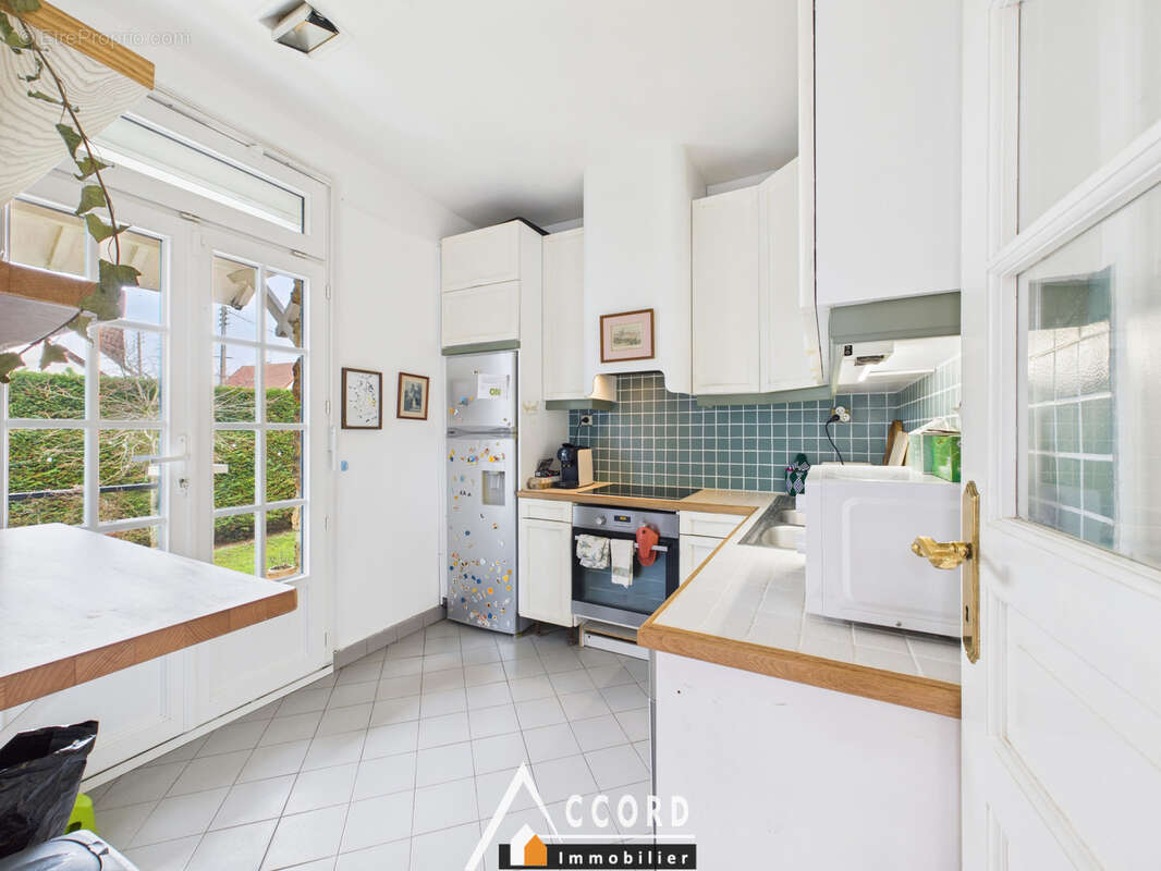 Maison à SARTROUVILLE