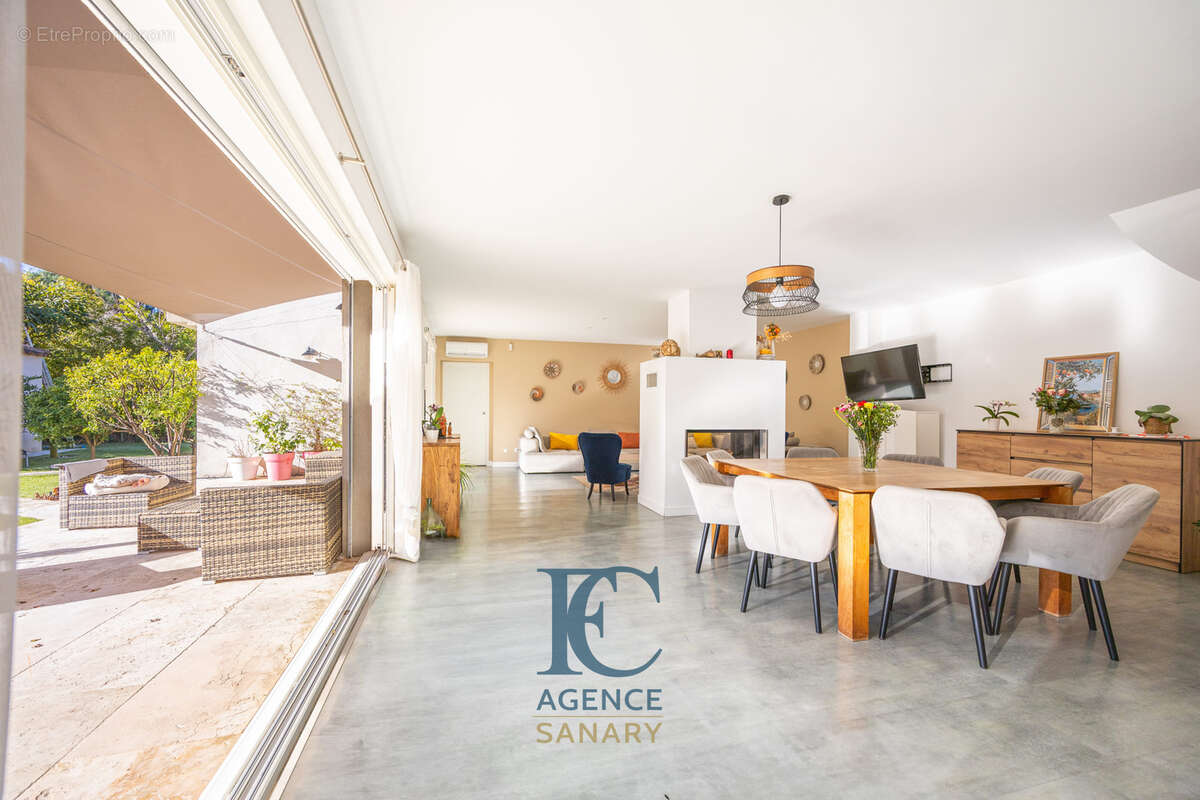 Maison à SANARY-SUR-MER