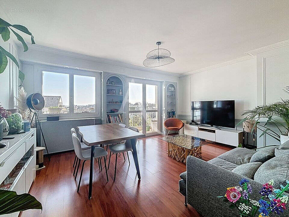 Appartement à LAVAL