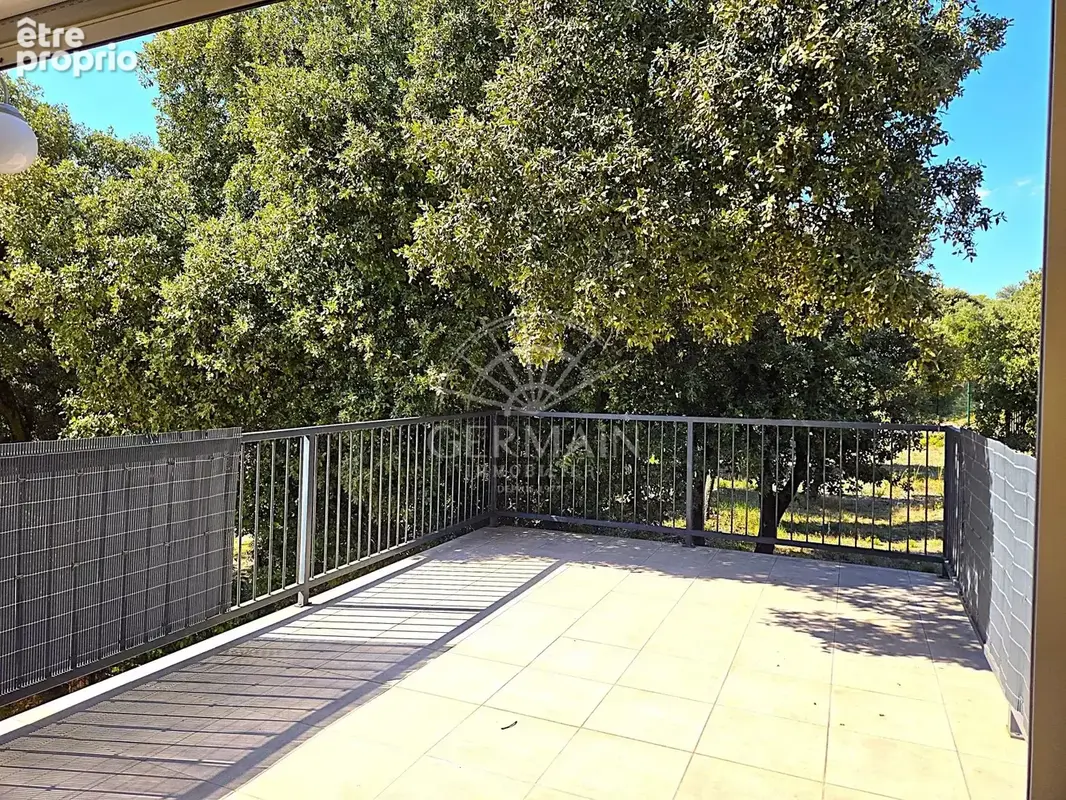 Appartement familial avec terrasse, parkings et cave - Le Thor - photo 7