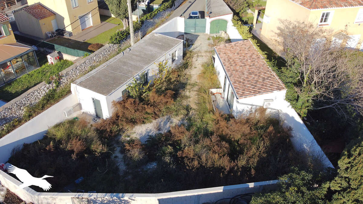 Terrain à MARSEILLE-14E