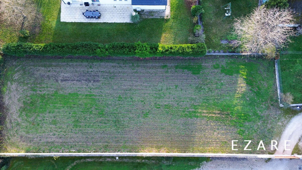 Terrain à COUTERNON