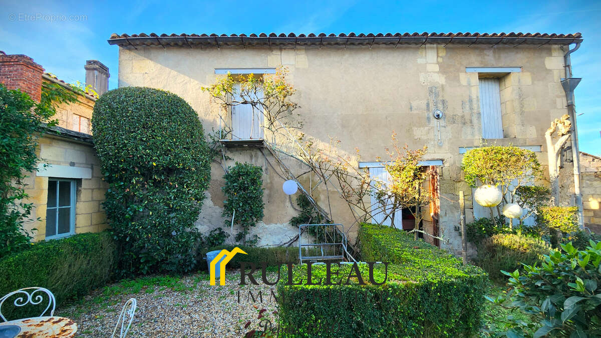 Maison à CUBNEZAIS