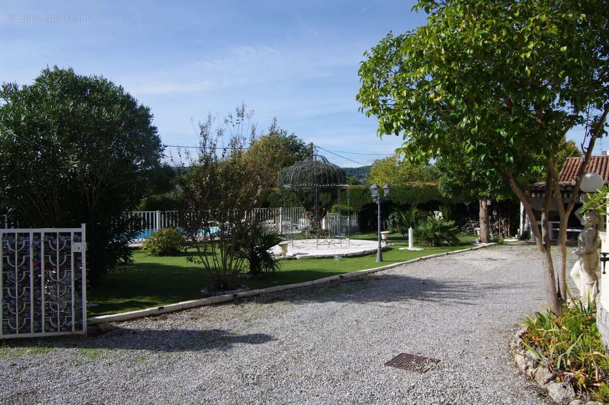 Maison à DRAGUIGNAN