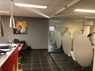 Commerce à MANDELIEU-LA-NAPOULE