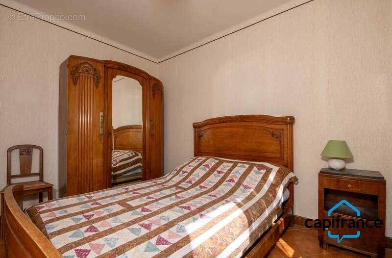 Maison à LA VALETTE-DU-VAR