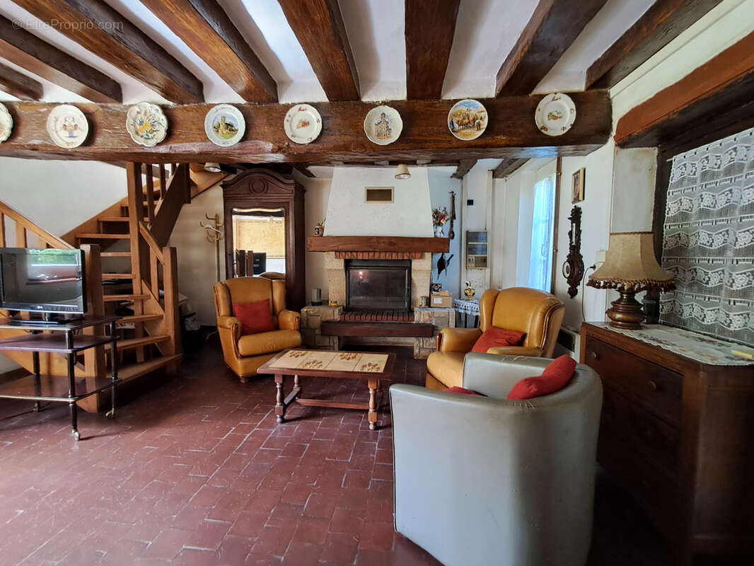 Maison à CHAMPOULET