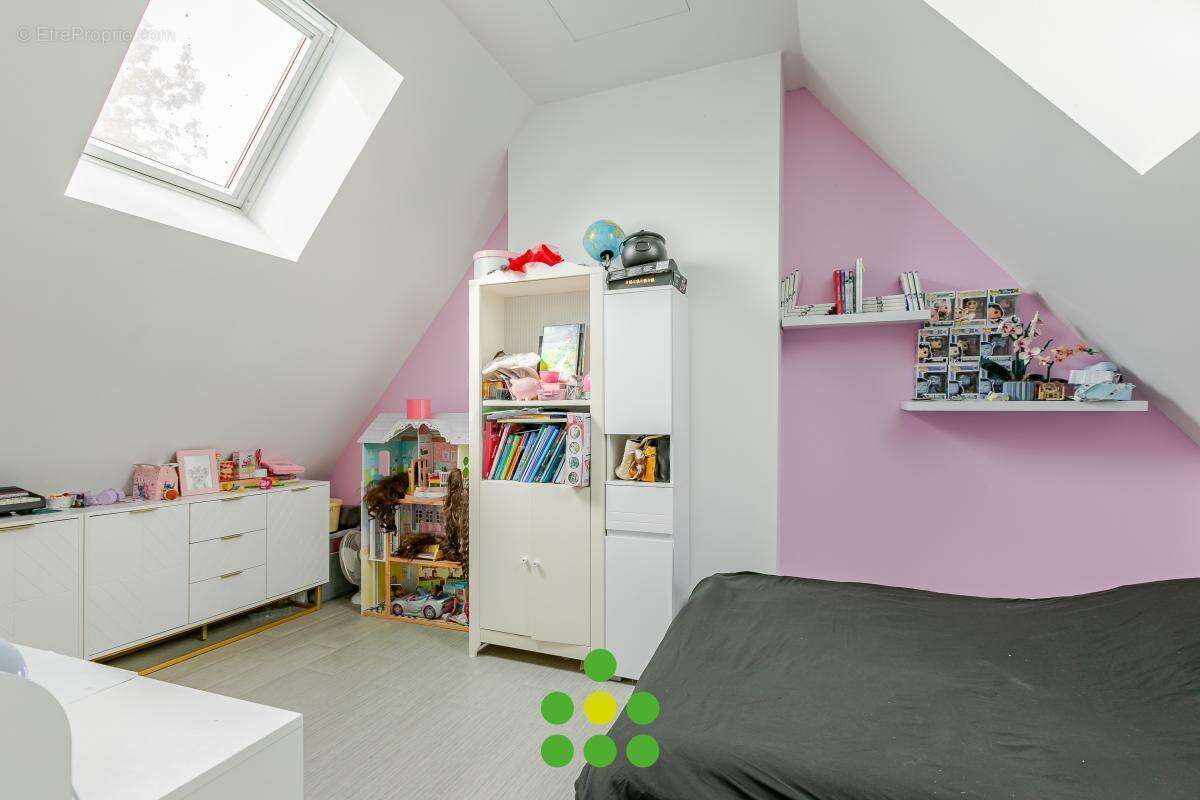 Maison à CHOISY-LA-VICTOIRE