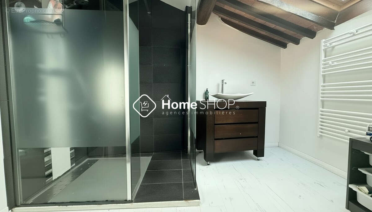 Appartement à SEPTEMES-LES-VALLONS