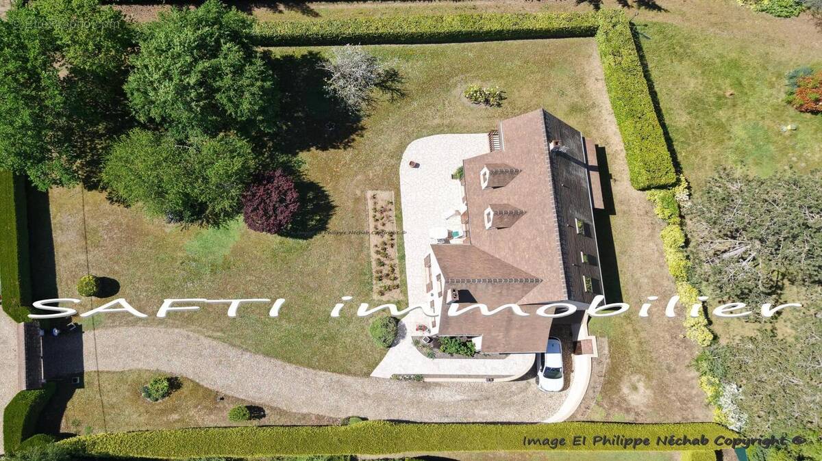 Photo 1 - Maison à BONNIERES-SUR-SEINE