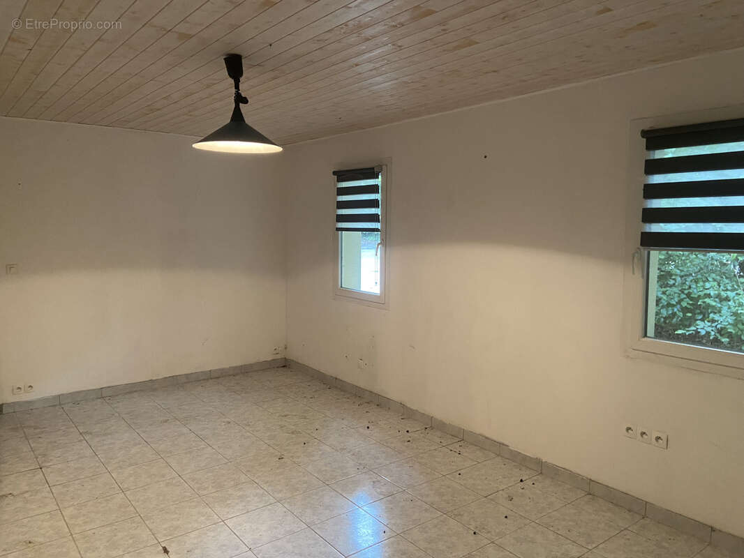 Propriété d'exception avec piscine intérieure   269 m2   Créhen - photo 13