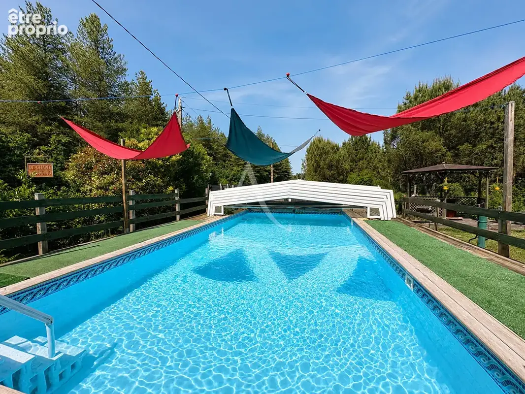À MOULIHERNE Domaine de plein air avec gîtes et camping sur plus de 8 500 m² - photo 2