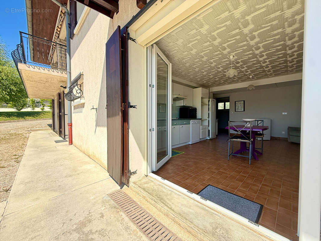 Maison à LONS-LE-SAUNIER