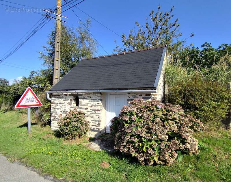Maison à SAINT-VINCENT-SUR-OUST