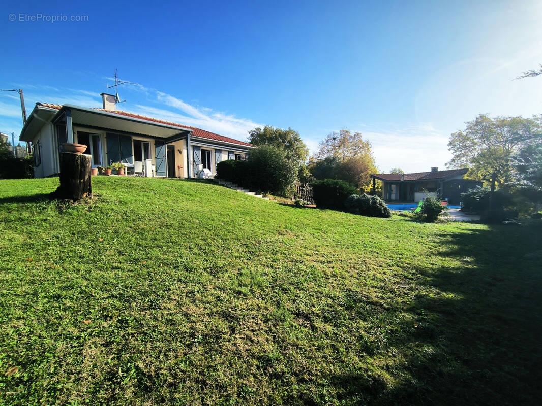 Maison à CASTELNAU-D&#039;ESTRETEFONDS