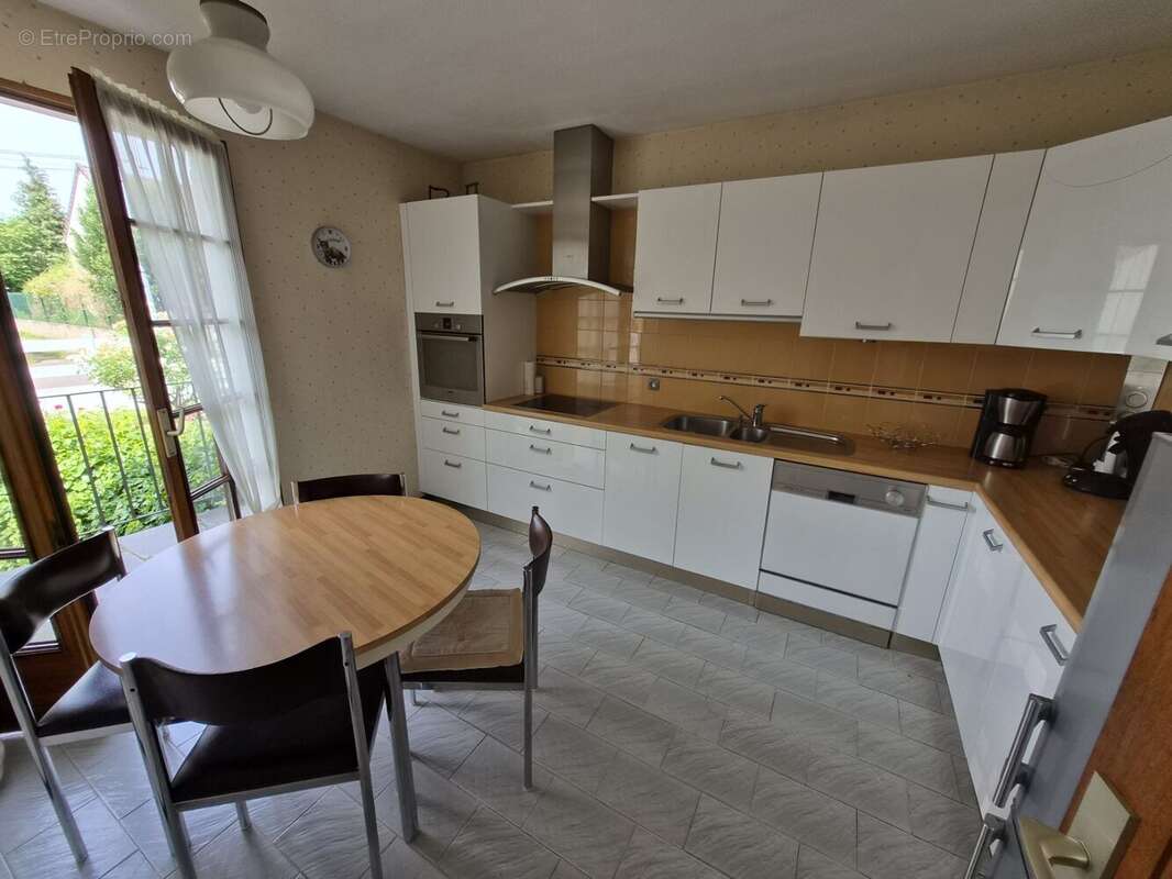 Maison à LA FRETTE-SUR-SEINE