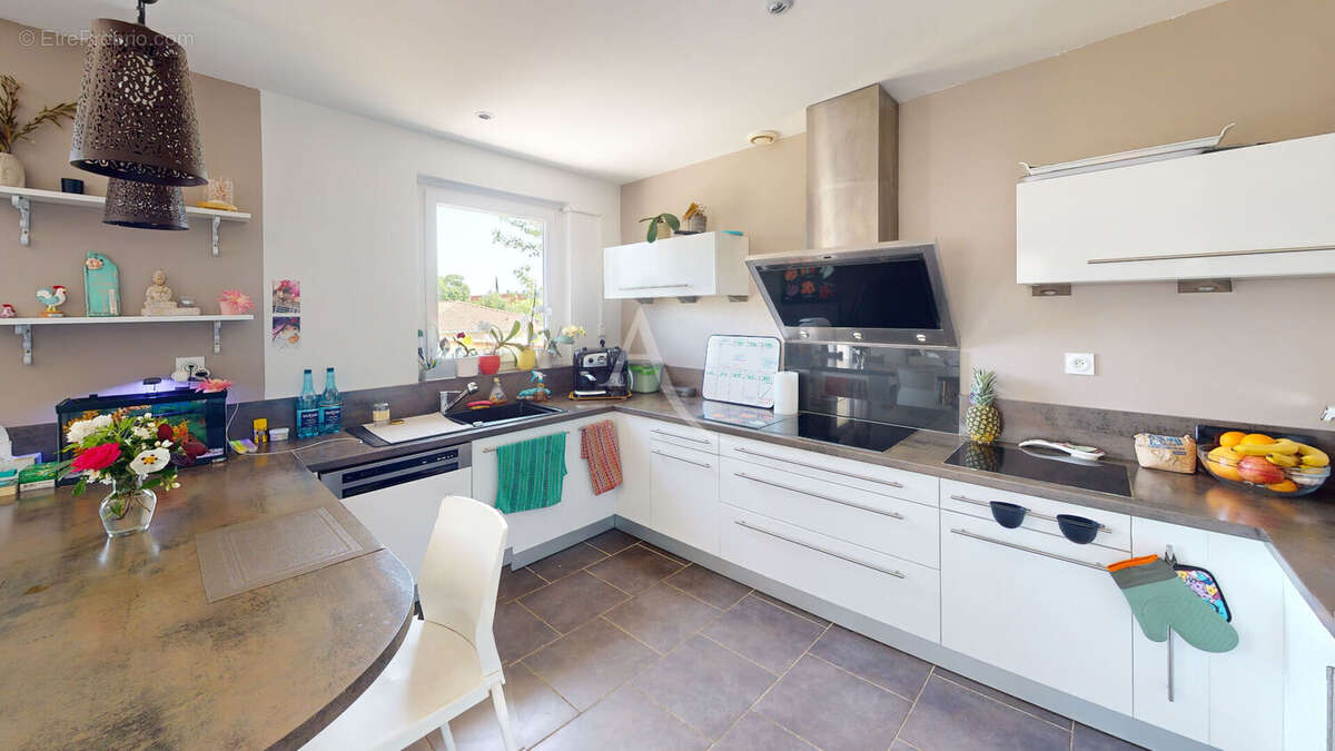 Castanet-Tolosan ! Maison T5 de plain-pied avec sous-sol intégral de 120 m² - photo 7