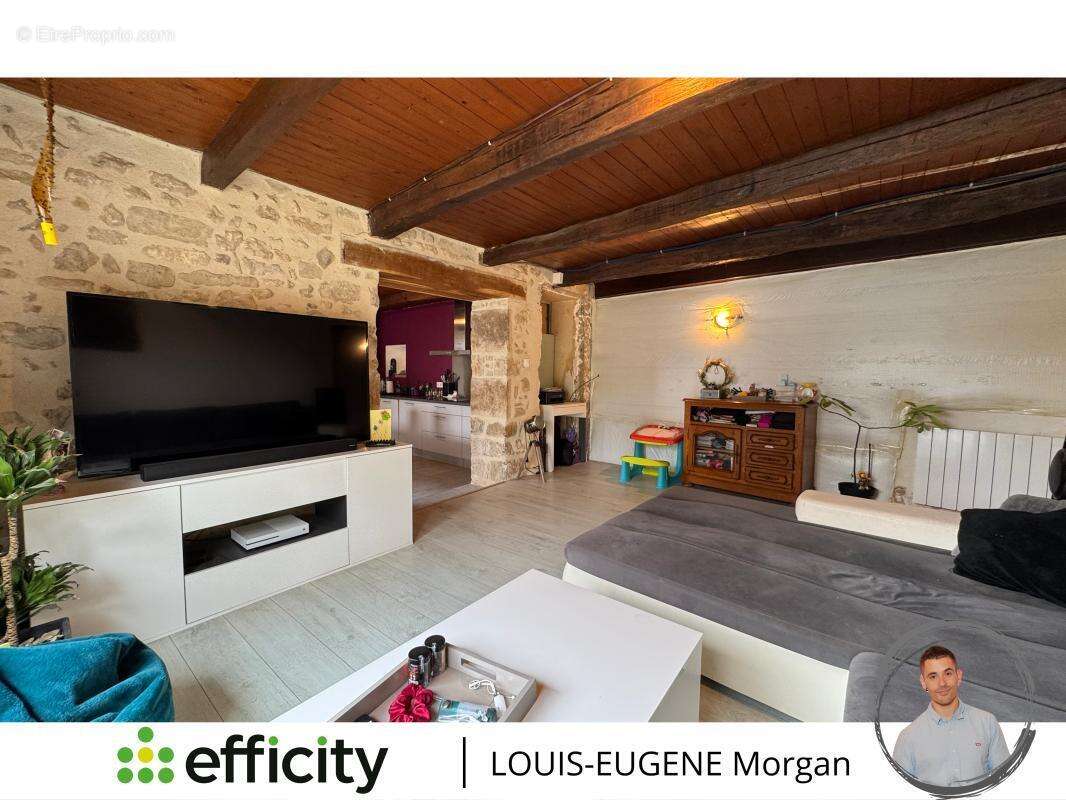 Maison 115 m² à Charroux  - photo 3