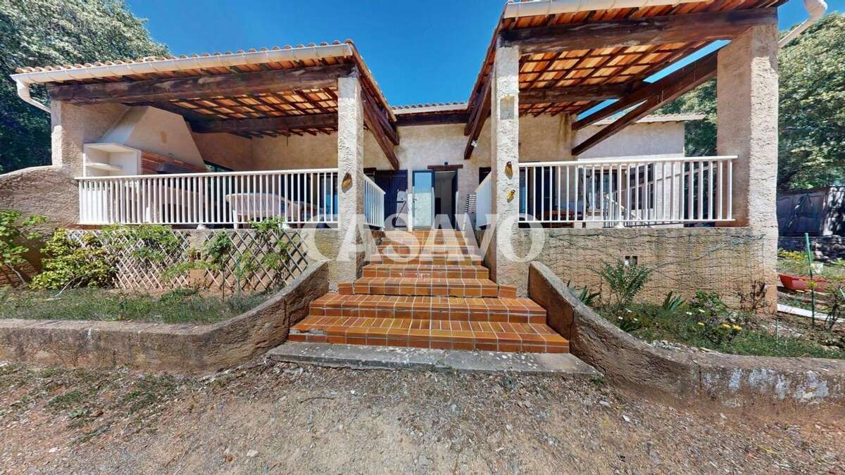 Maison à REGUSSE