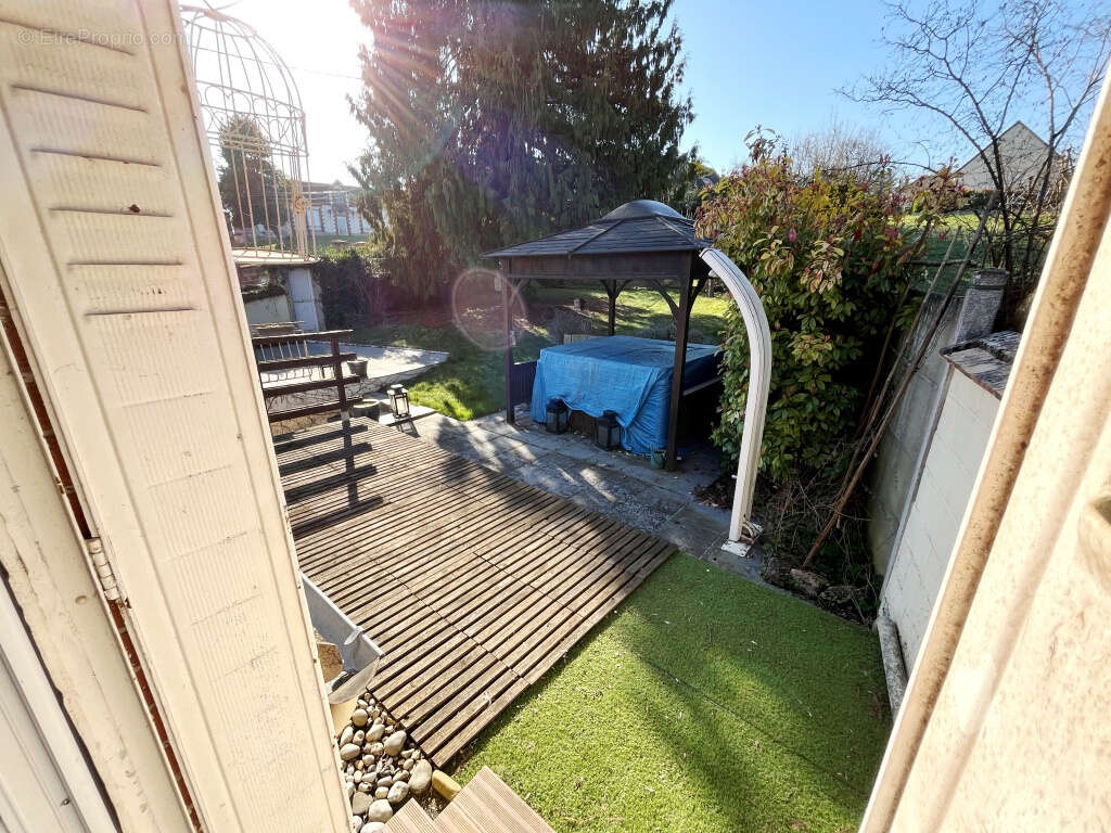 Découvrez le prieuré de Campiniacus et son jardin de 825m2 dans un beau village du Nord de l'Yonne - photo 19