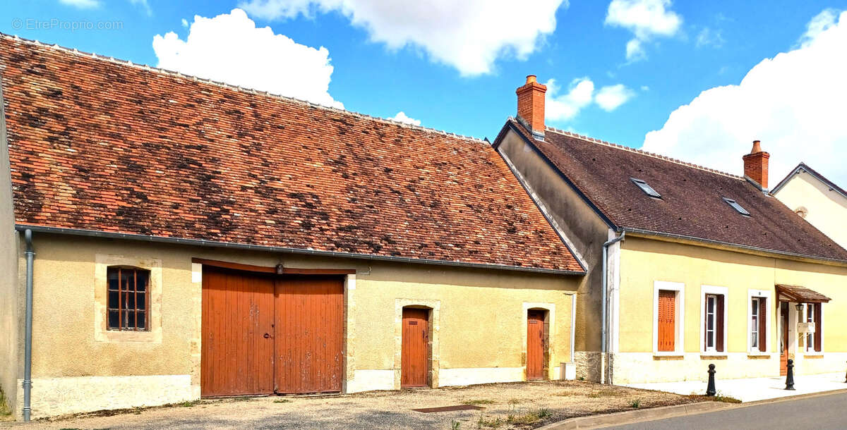 Maison à MORNAY-BERRY