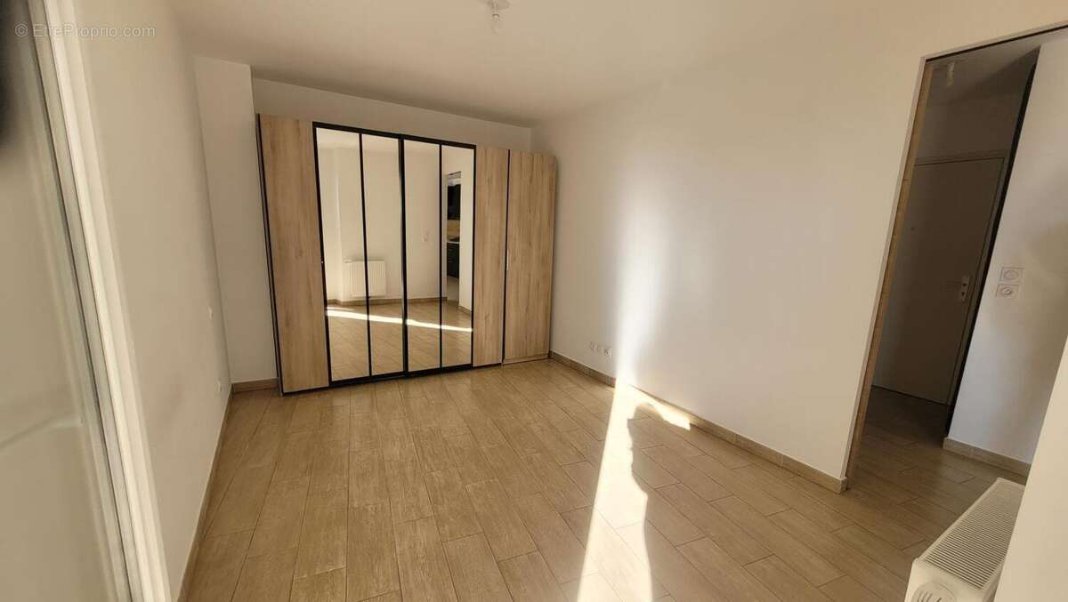 Appartement à CASTELNAU-LE-LEZ