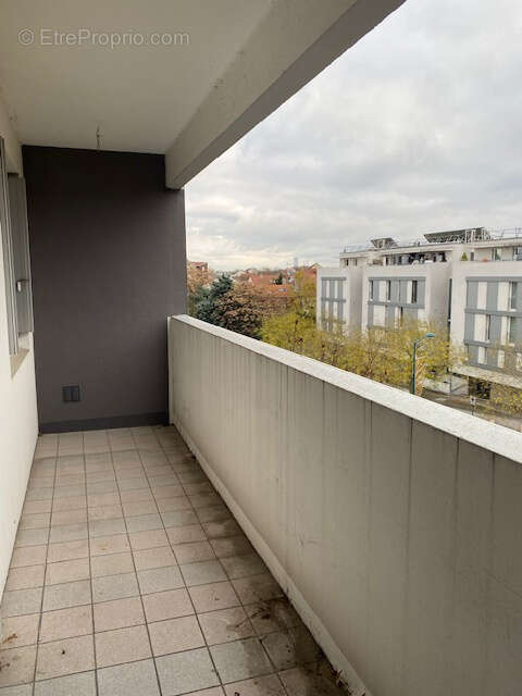 Appartement à GENNEVILLIERS