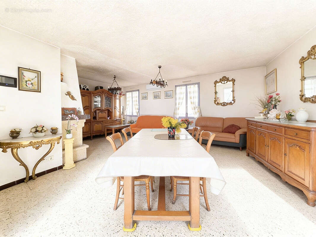 Maison à CAGNES-SUR-MER