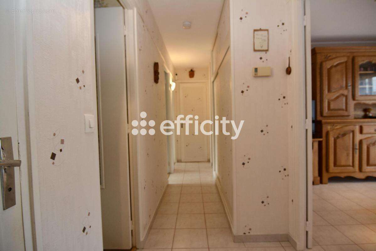 Maison à VILLENEUVE-LE-ROI