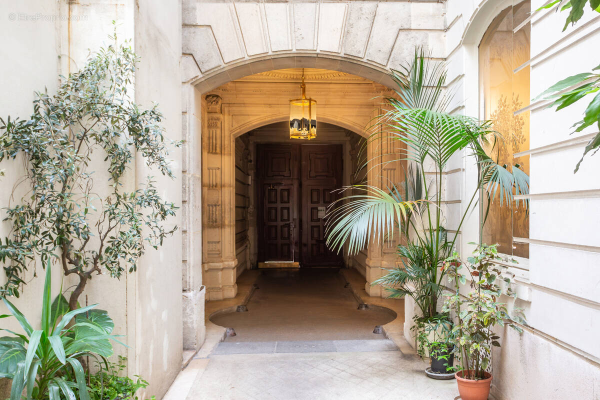 Appartement à PARIS-6E