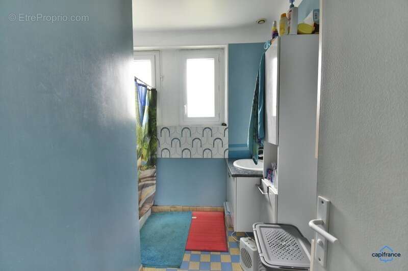 Maison à vendre 4 pièces CHATEAUROUX (36) - photo 6