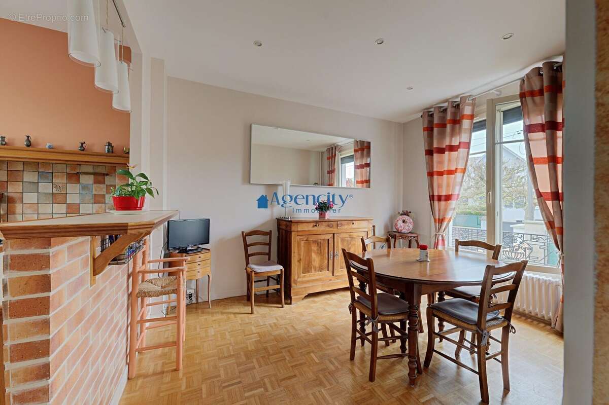 Maison à GOURNAY-SUR-MARNE