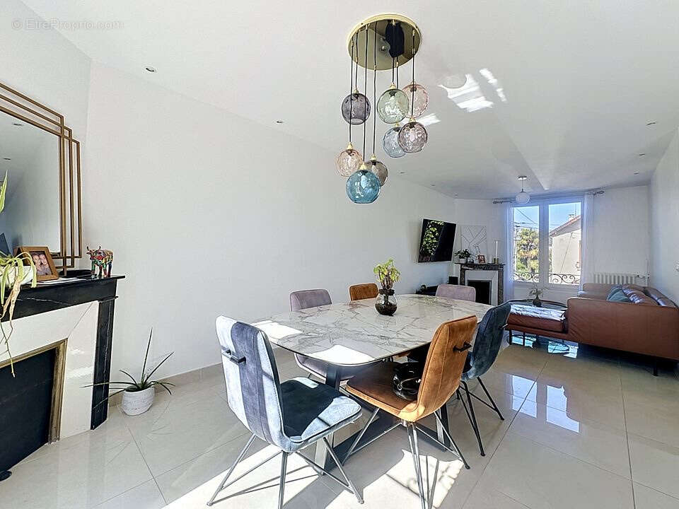 Maison à NOISY-LE-GRAND