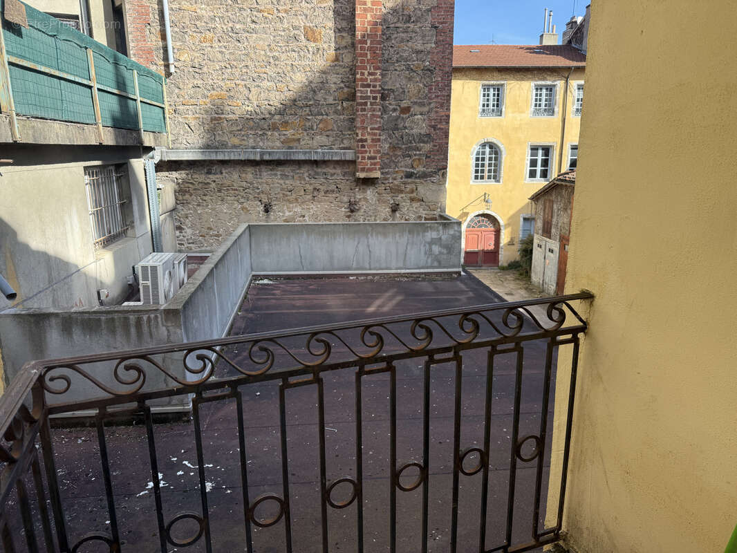 Appartement à SAINT-ETIENNE