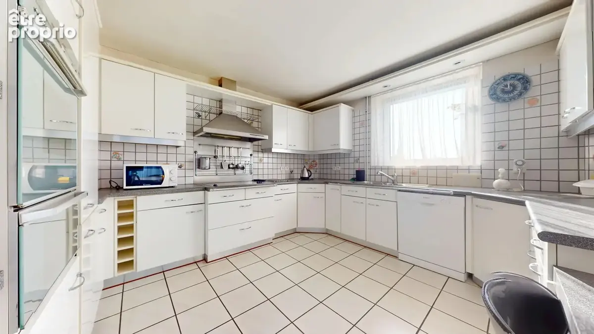 GUNDERSHOFFEN – Maison de caractère de 197 m² avec grand terrain arboré de 21 ares - photo 4