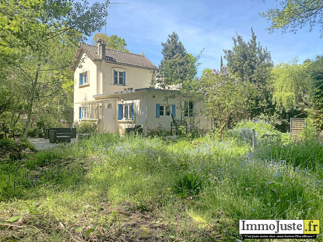 Maison à LEVIS-SAINT-NOM