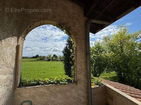Maison à BEAUREPAIRE