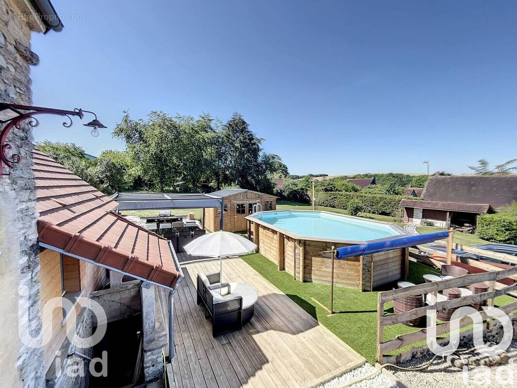 Photo 1 - Maison à CHESLEY