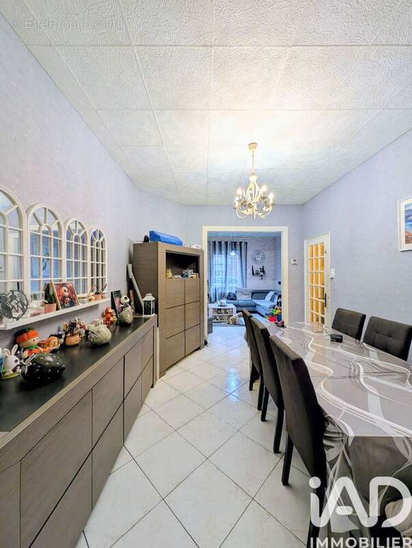 Photo 3 - Maison à SAINT-QUENTIN