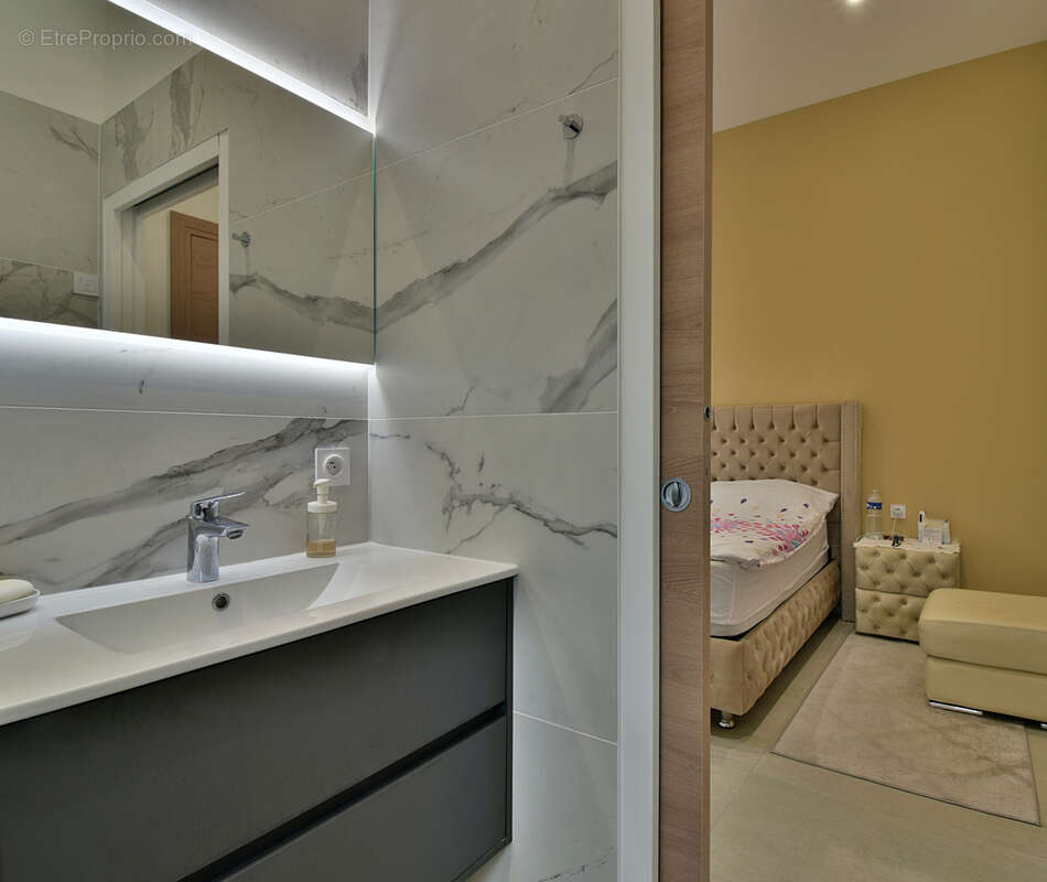 Maison à REVENTIN-VAUGRIS