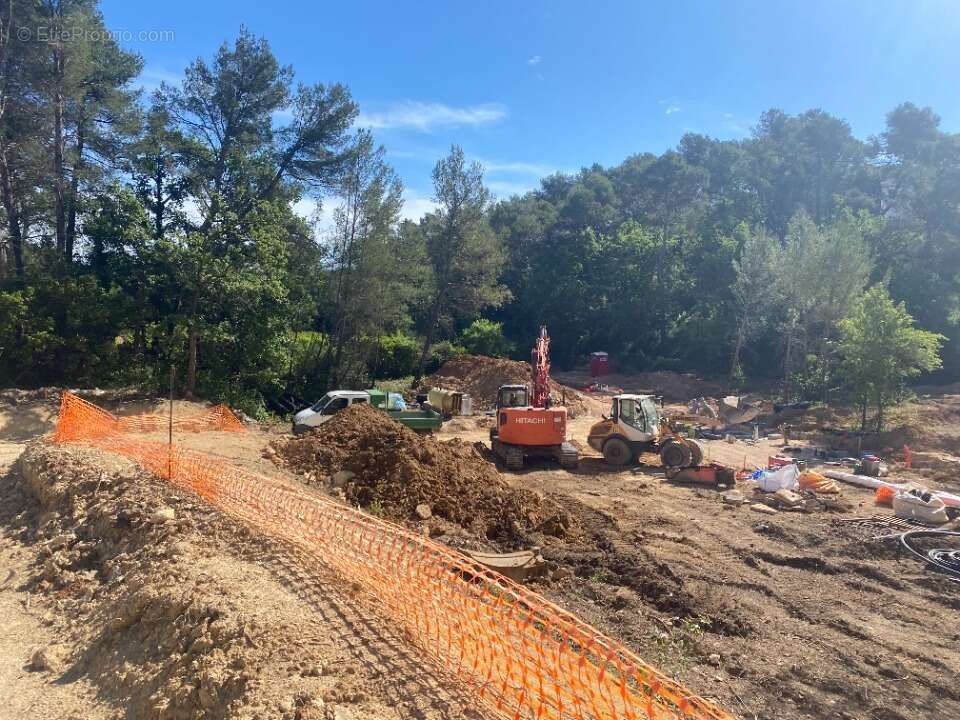 Terrain à BRIGNOLES