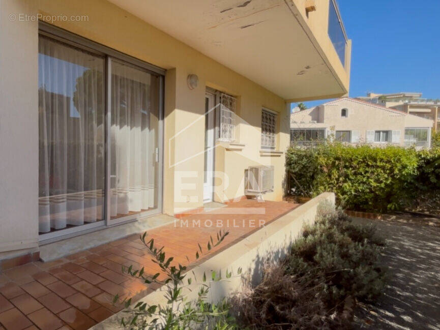 Appartement à FREJUS