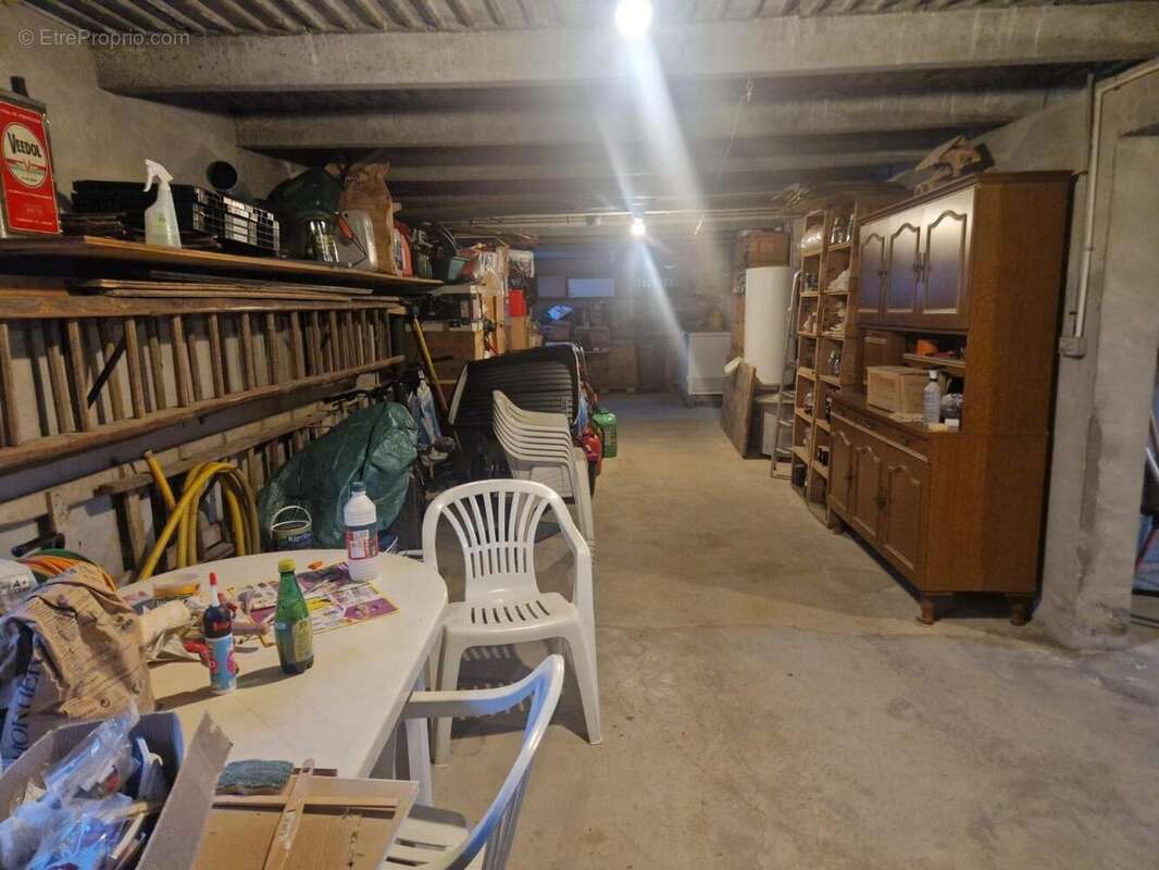 Photo 7 - Maison à BELLENAVES