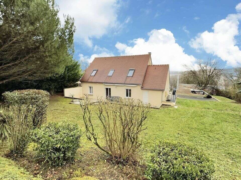 Maison à DONNEMARIE-DONTILLY